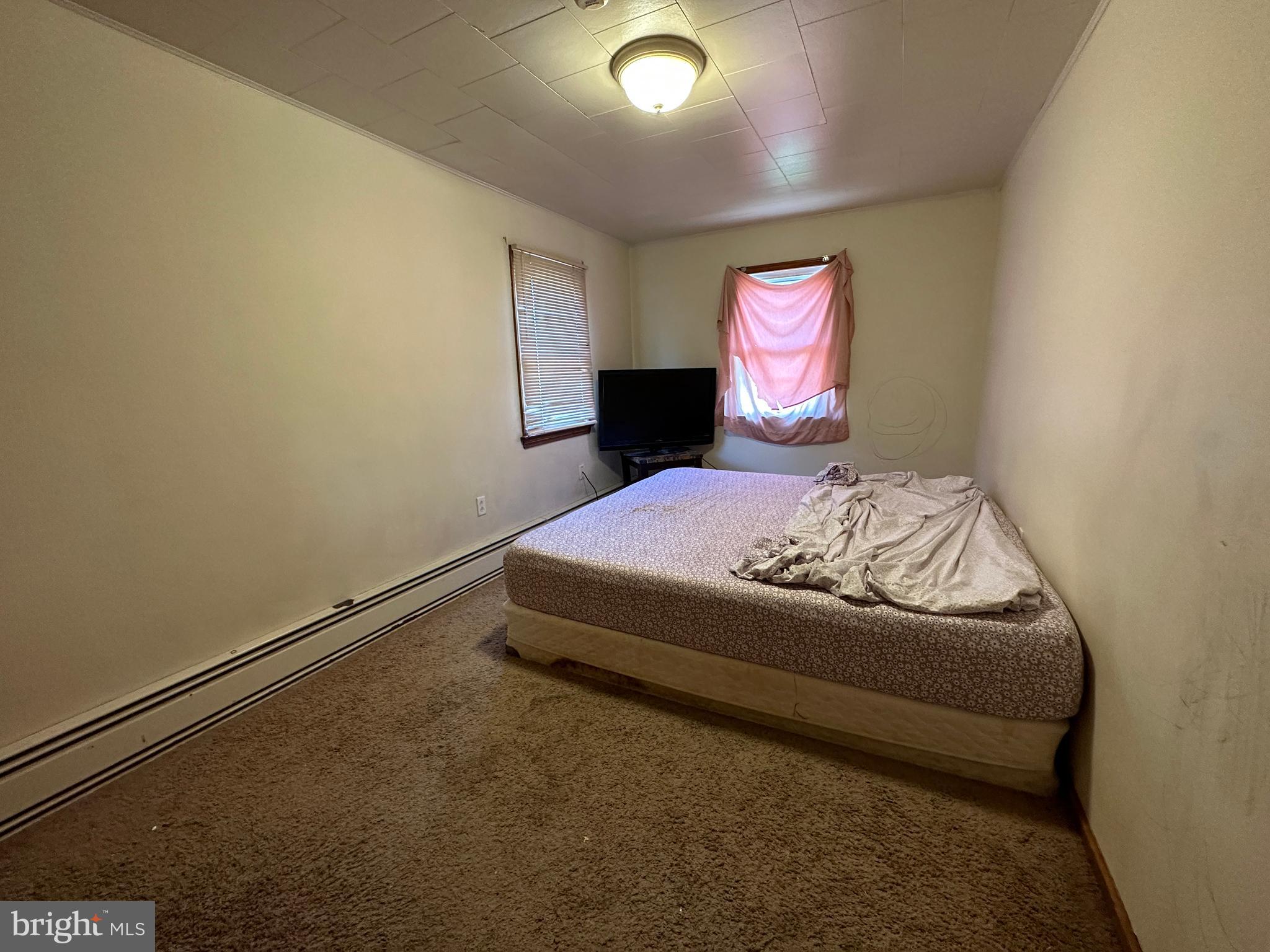 881 Oplinger Road Allentown, PA 18106 - Photo 34 of 44 Unit 2 - Bedroom 2