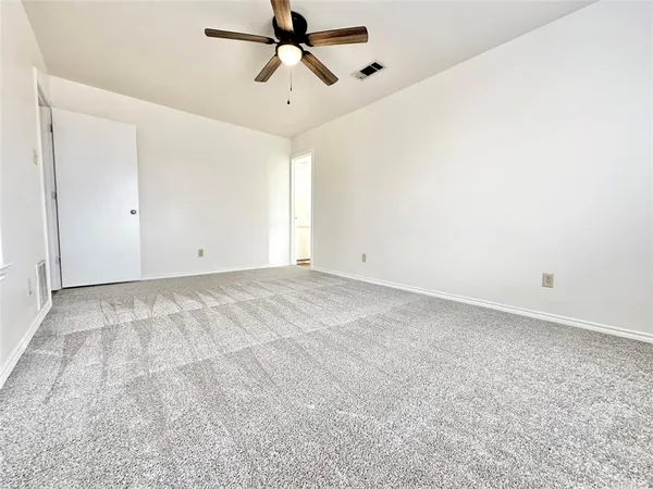 $3,250 | 8869 Liberty Road, Aubrey, TX 76227
