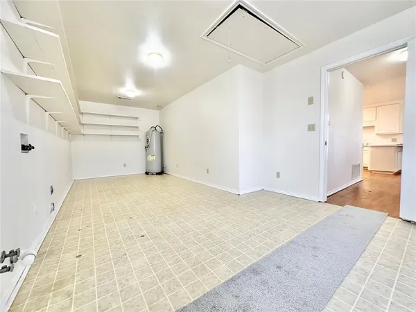 $3,250 | 8869 Liberty Road, Aubrey, TX 76227