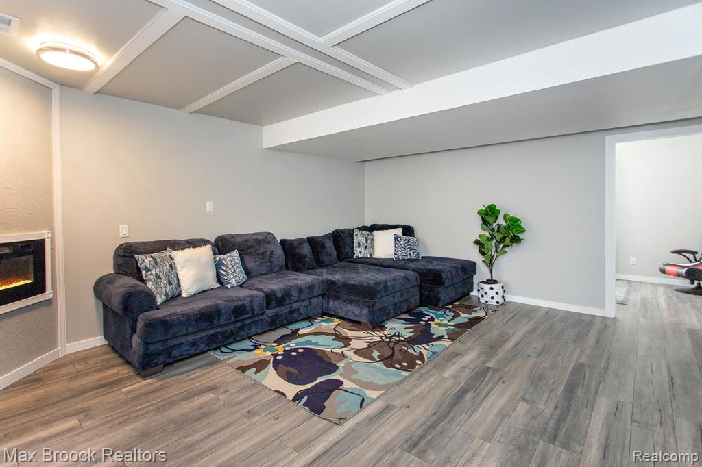 3918 Crooks Road Rochester Hills, MI 48309 - Photo 46 of 66