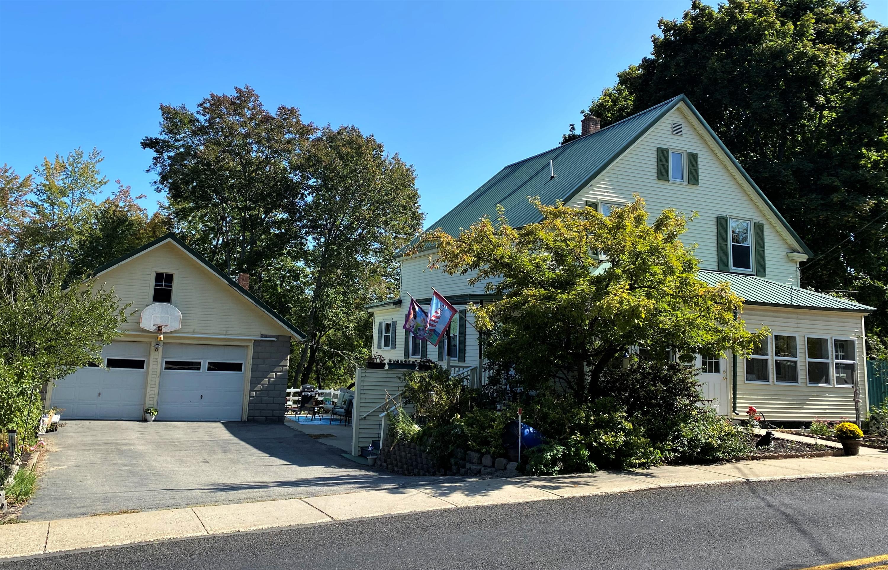 66 Twombley Road Sanford, ME 04073 - Photo 1 of 56 IMG_2291