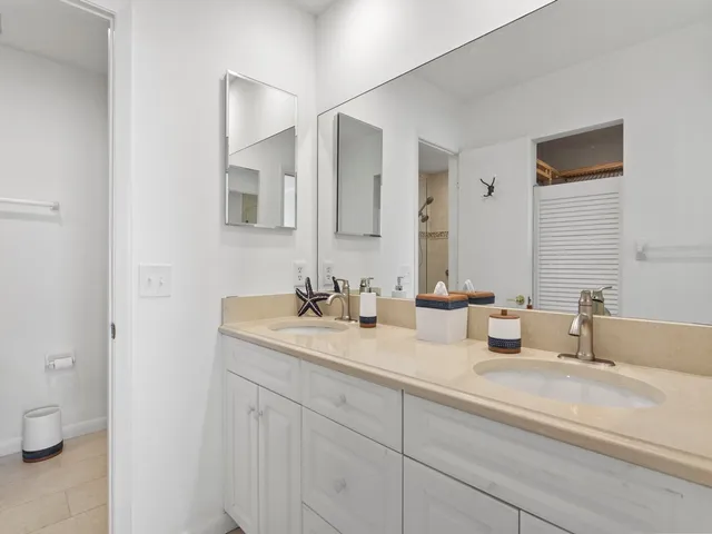 $12,000 | 5554 Jimmy Buffett Mem Highway, Unit 202, Vero Beach, FL 32963