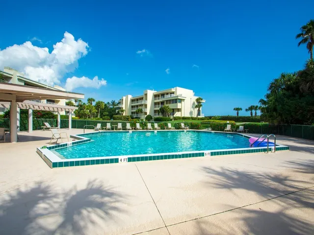 $12,000 | 5554 Jimmy Buffett Mem Highway, Unit 202, Vero Beach, FL 32963