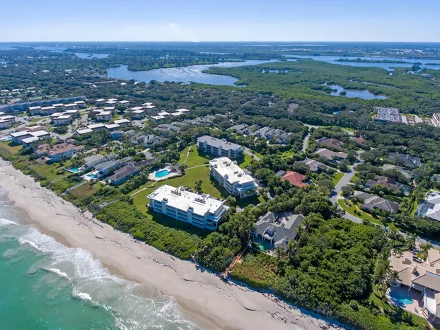 $12,000 | 5554 Jimmy Buffett Mem Highway, Unit 202, Vero Beach, FL 32963