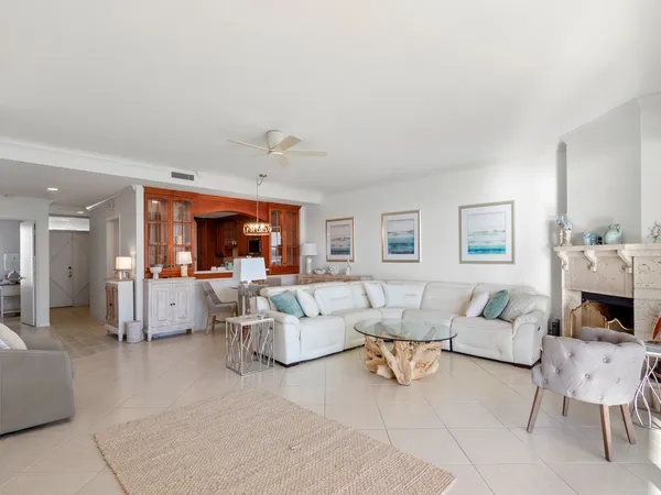 $12,000 | 5554 Jimmy Buffett Mem Highway, Unit 202, Vero Beach, FL 32963