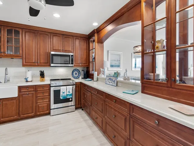 $12,000 | 5554 Jimmy Buffett Mem Highway, Unit 202, Vero Beach, FL 32963