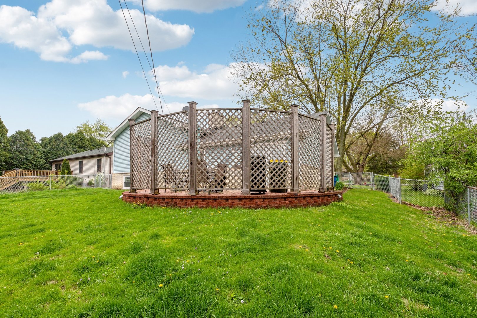 204 Oakleaf Road Lake In The Hills, IL 60156 - Photo 35 of 41 a view of a back yard