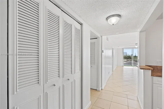 $1,850 | 1830 Dixianna Street, Unit 503, Hollywood, FL 33020