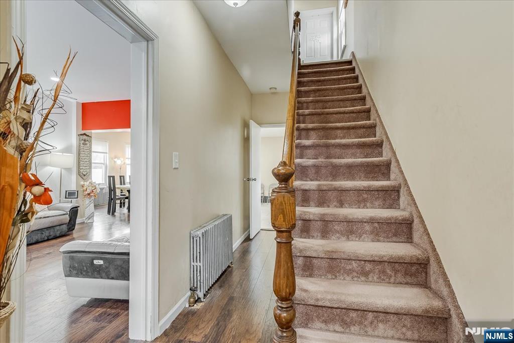 11 Alps Road Wayne, NJ 07470 - Photo 12 of 38