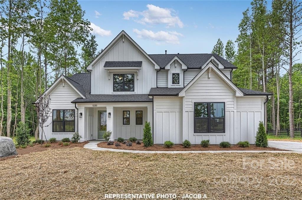 366 Meek Road Gastonia, NC 28056 - Photo 1 of 24 a front view of a house with a yard