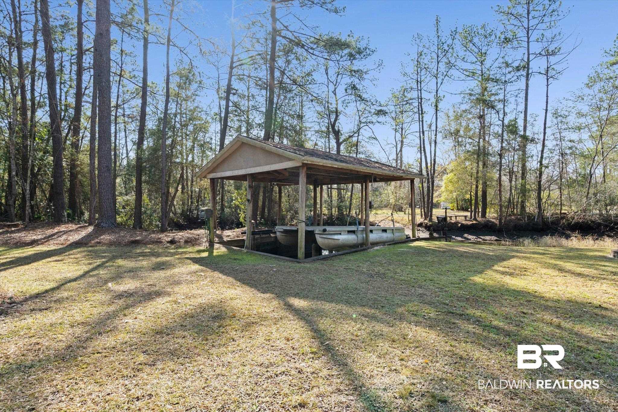 3847 Riviere Du Chien Road Mobile, AL 36693 - Photo 27 of 51 View of green lawn