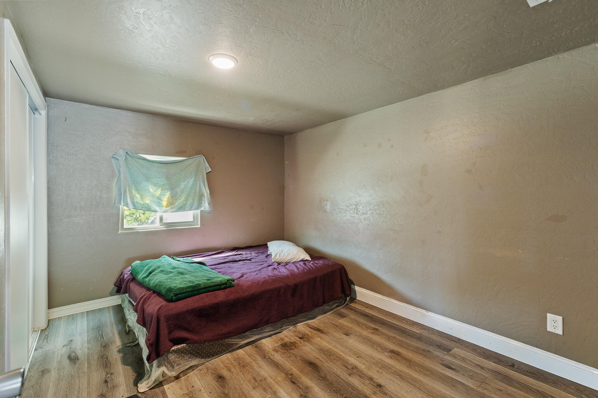 25769 Hypericum Road Visalia, CA 93292 - Photo 29 of 83 29 3rd Bedroom