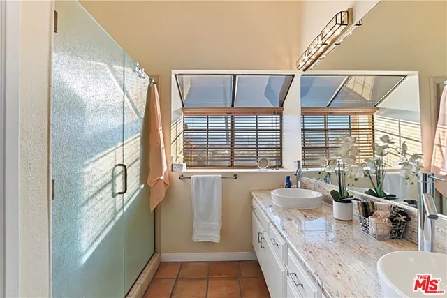 $5,000 | 8 Las Cruces Lane, Palm Desert, CA 92260