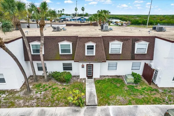 $135,000 | 9130 Tudor Drive, Unit M105, Tampa, FL 33615