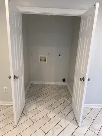 $2,200 | 193 Alexander Street, Memphis, TN 38111