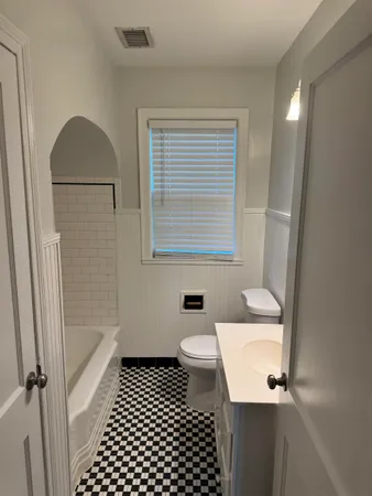 $2,200 | 193 Alexander Street, Memphis, TN 38111