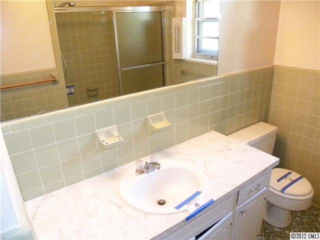 2215 McLean Road Charlotte, NC 28213 - Photo 10 of 13 Gallery Image 10