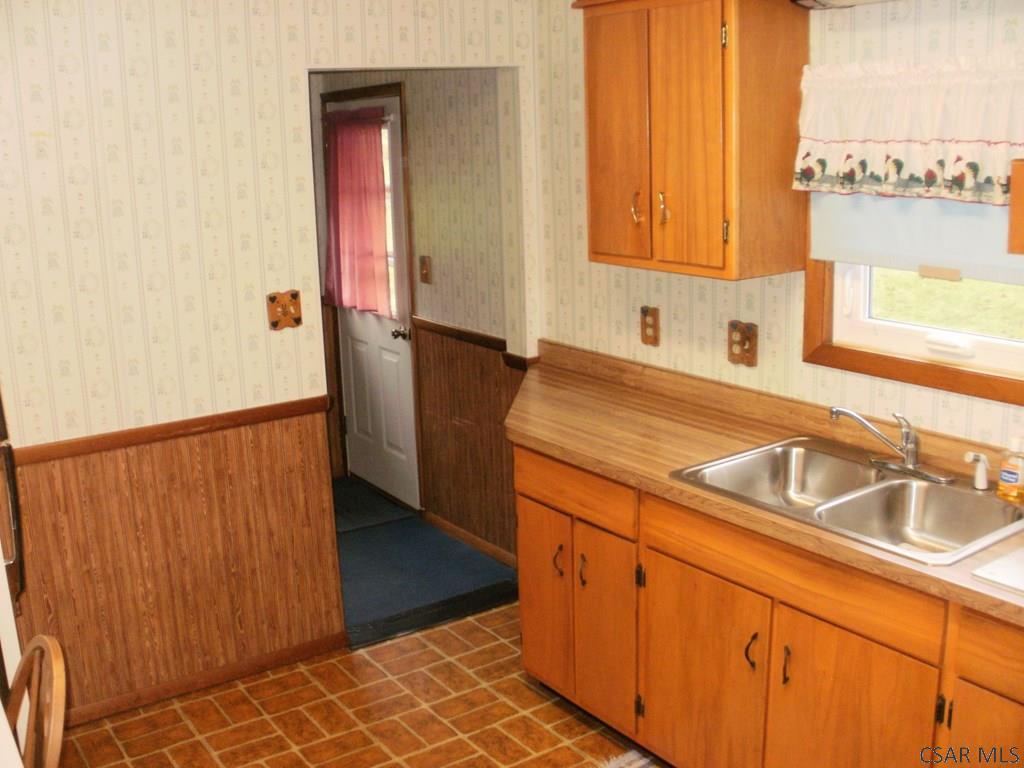 135 R Lower Road Stoystown, PA 15563 - Photo 13 of 19 Gallery Image 13