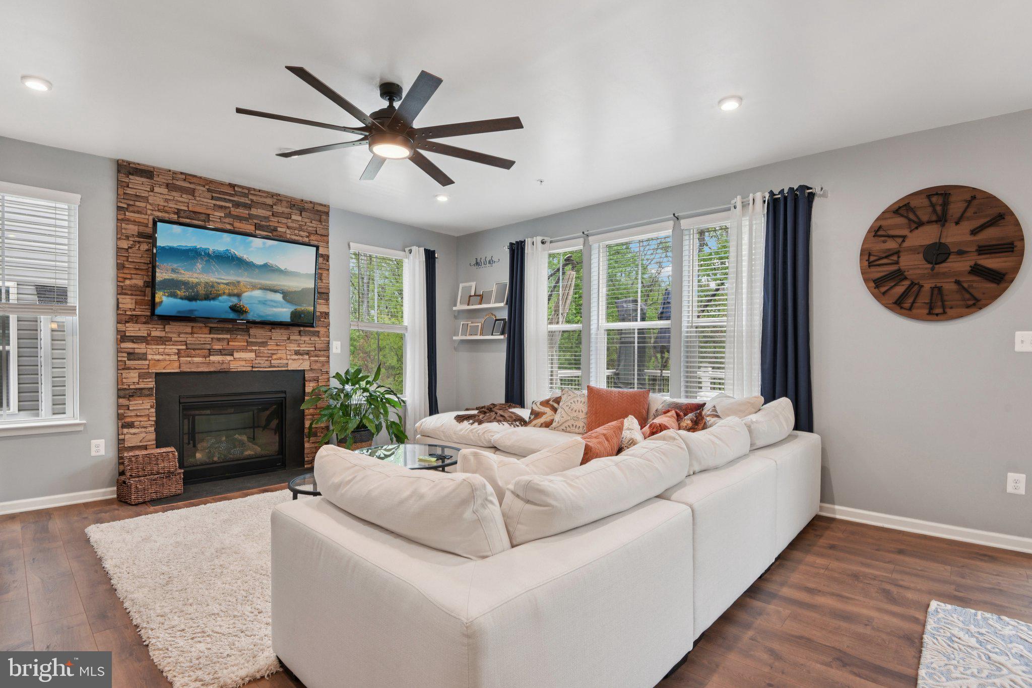 2385 Terrapin Crossing Jessup, MD 20794 - Photo 4 of 30