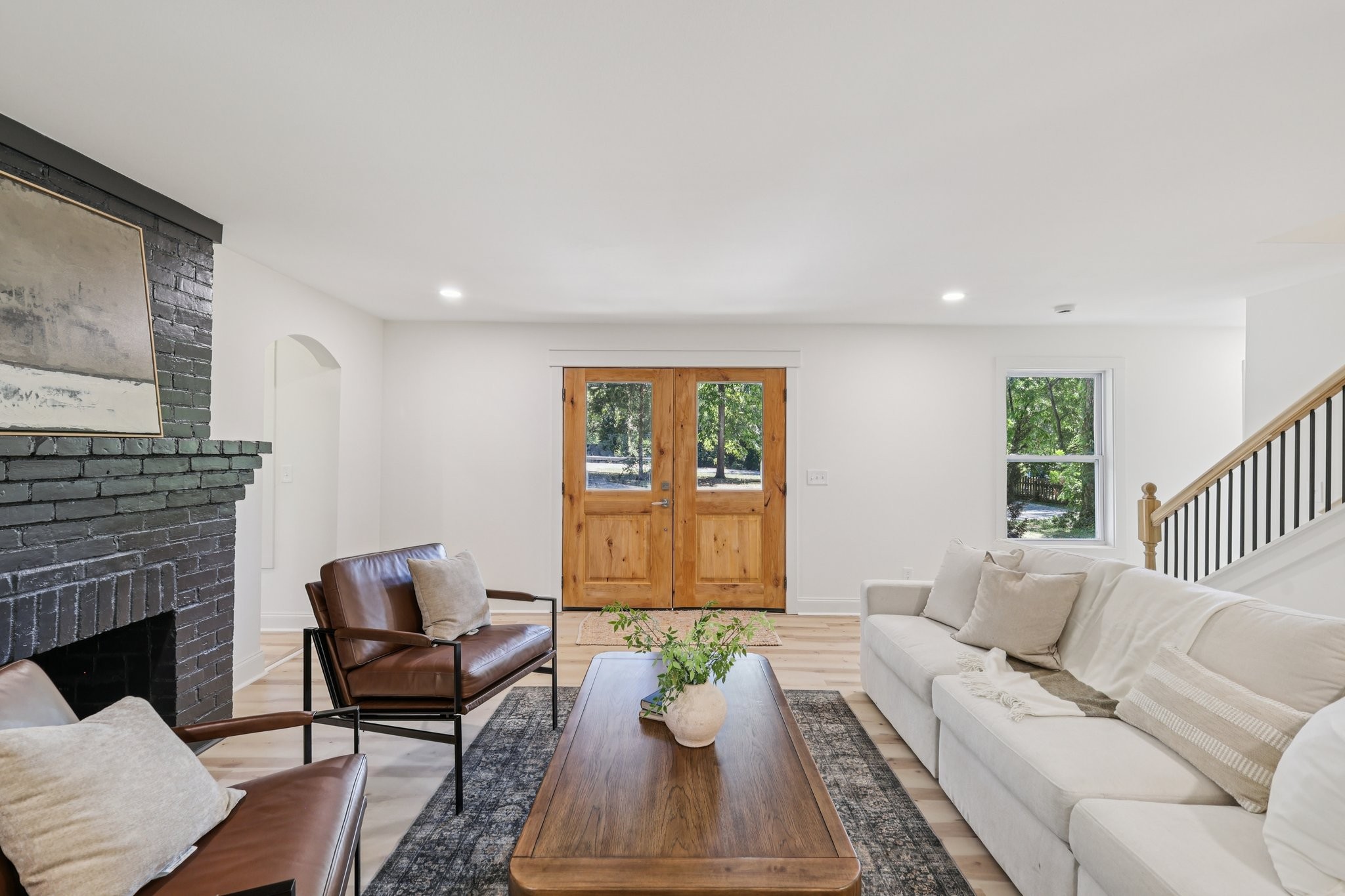 4602 Log Cabin Road Nashville, TN 37216 - Photo 8 of 52 Gallery Image 8