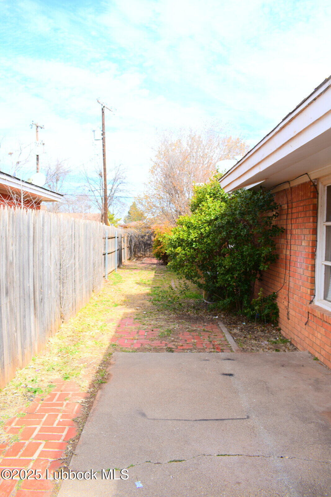 2010 54th Street Lubbock, TX 79412 - Photo 12 of 17 a view of a road with an ocean view
