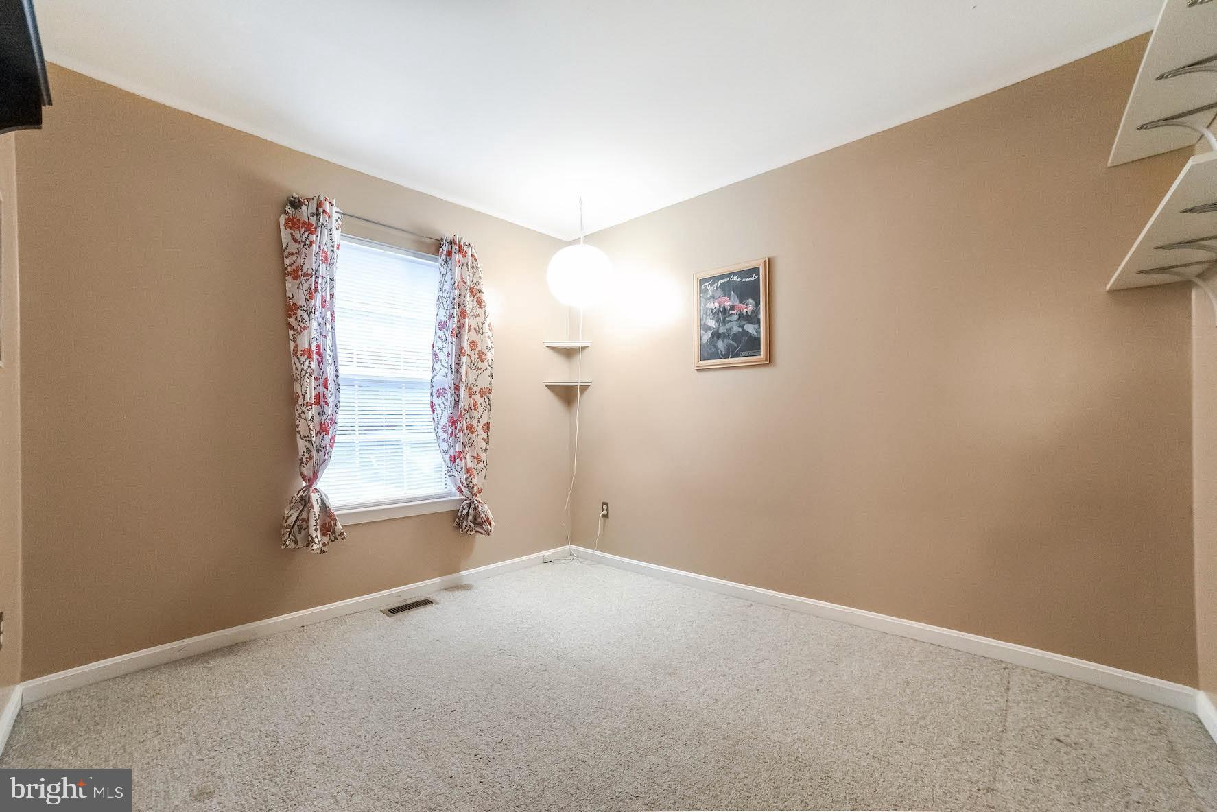 11312 Commanche Road Lusby, MD 20657 - Photo 33 of 70 Gallery Image 33