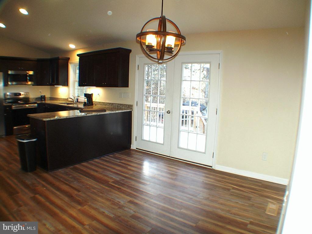 140 Guard Road Middletown, VA 22645 - Photo 26 of 87 Dinning Area