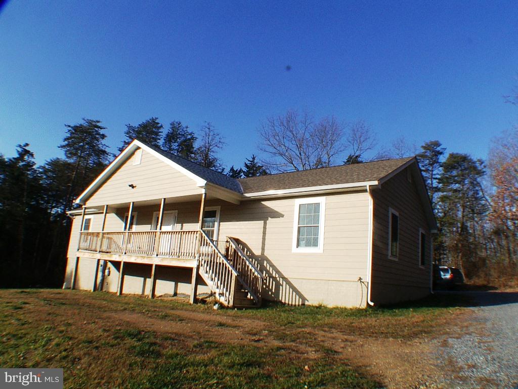 140 Guard Road Middletown, VA 22645 - Photo 3 of 87 Great Front Porch