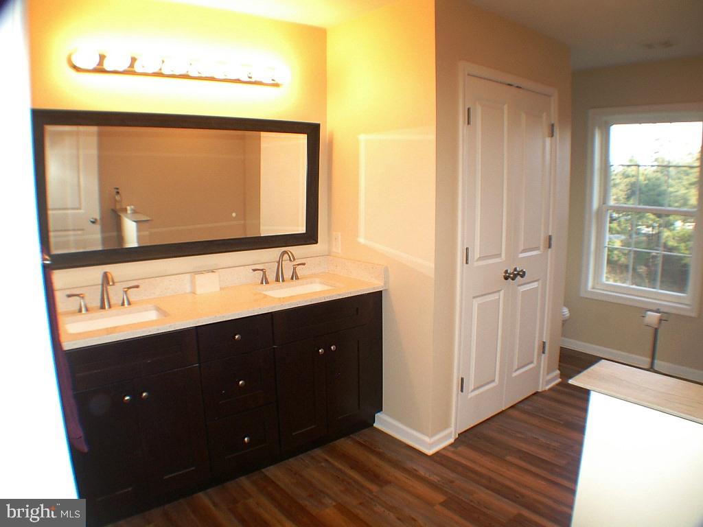140 Guard Road Middletown, VA 22645 - Photo 41 of 87 Bedroom Suite Full Bath
