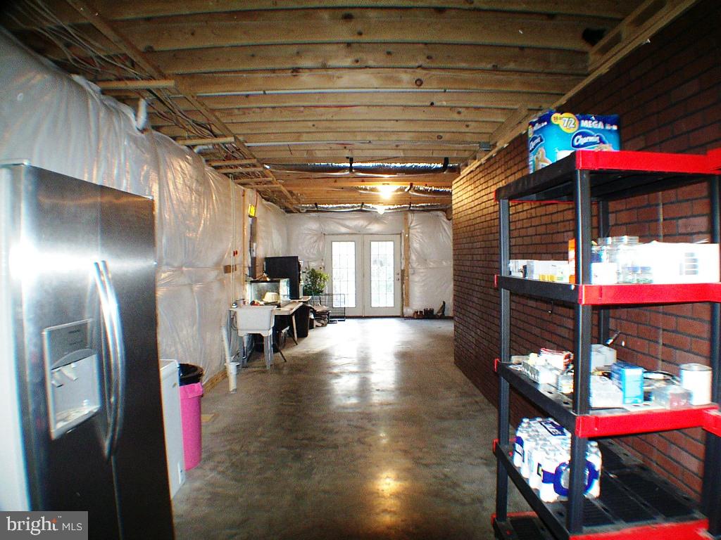 140 Guard Road Middletown, VA 22645 - Photo 48 of 87 Huge Basement