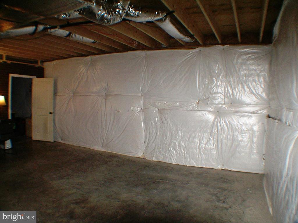 140 Guard Road Middletown, VA 22645 - Photo 60 of 87 Huge Basement