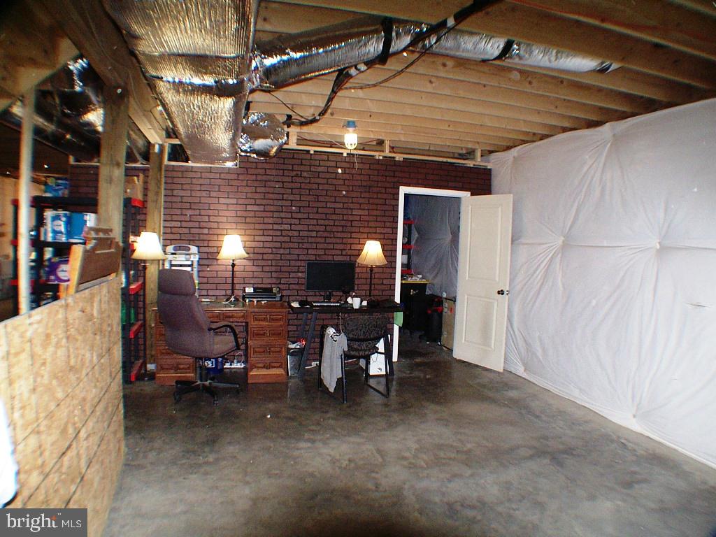 140 Guard Road Middletown, VA 22645 - Photo 62 of 87 Basement
