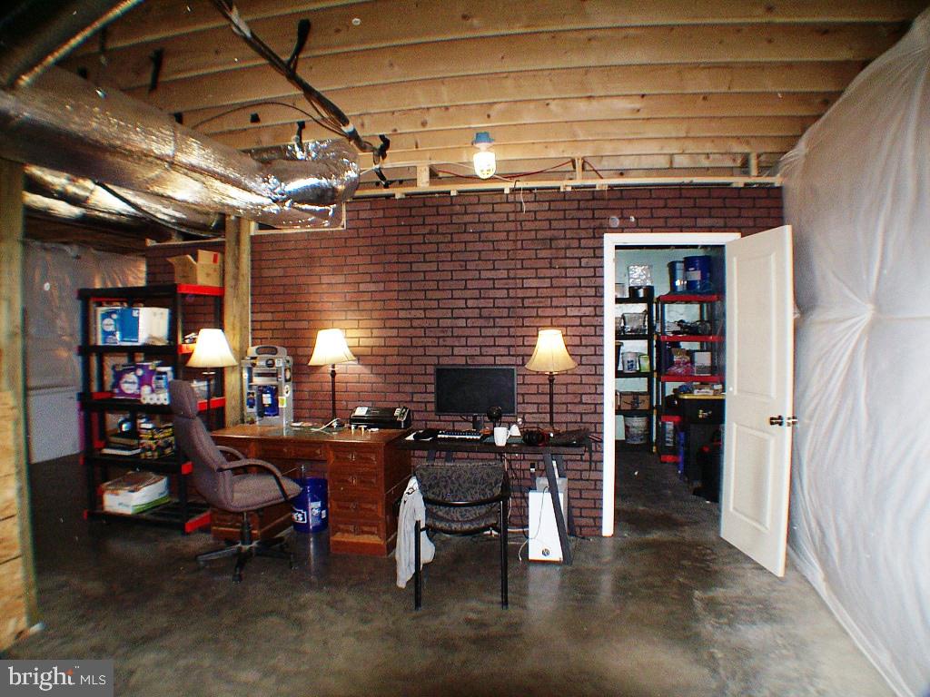 140 Guard Road Middletown, VA 22645 - Photo 63 of 87 Basement