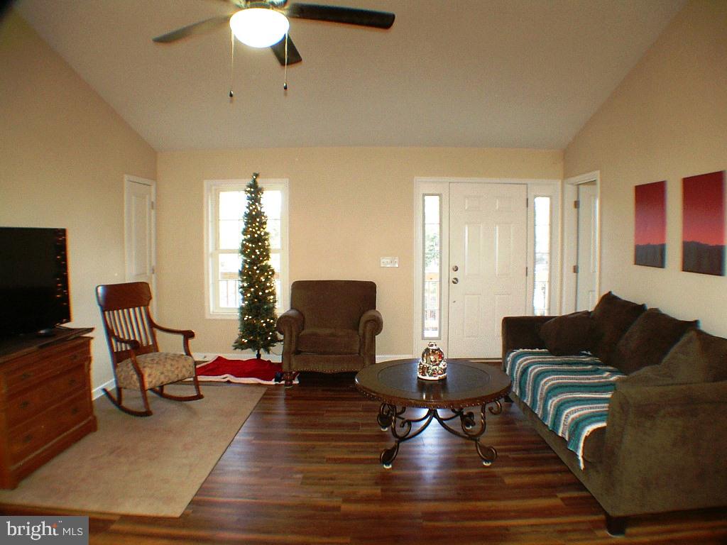 140 Guard Road Middletown, VA 22645 - Photo 8 of 87 Living Room W/ Cathedral Ceilings