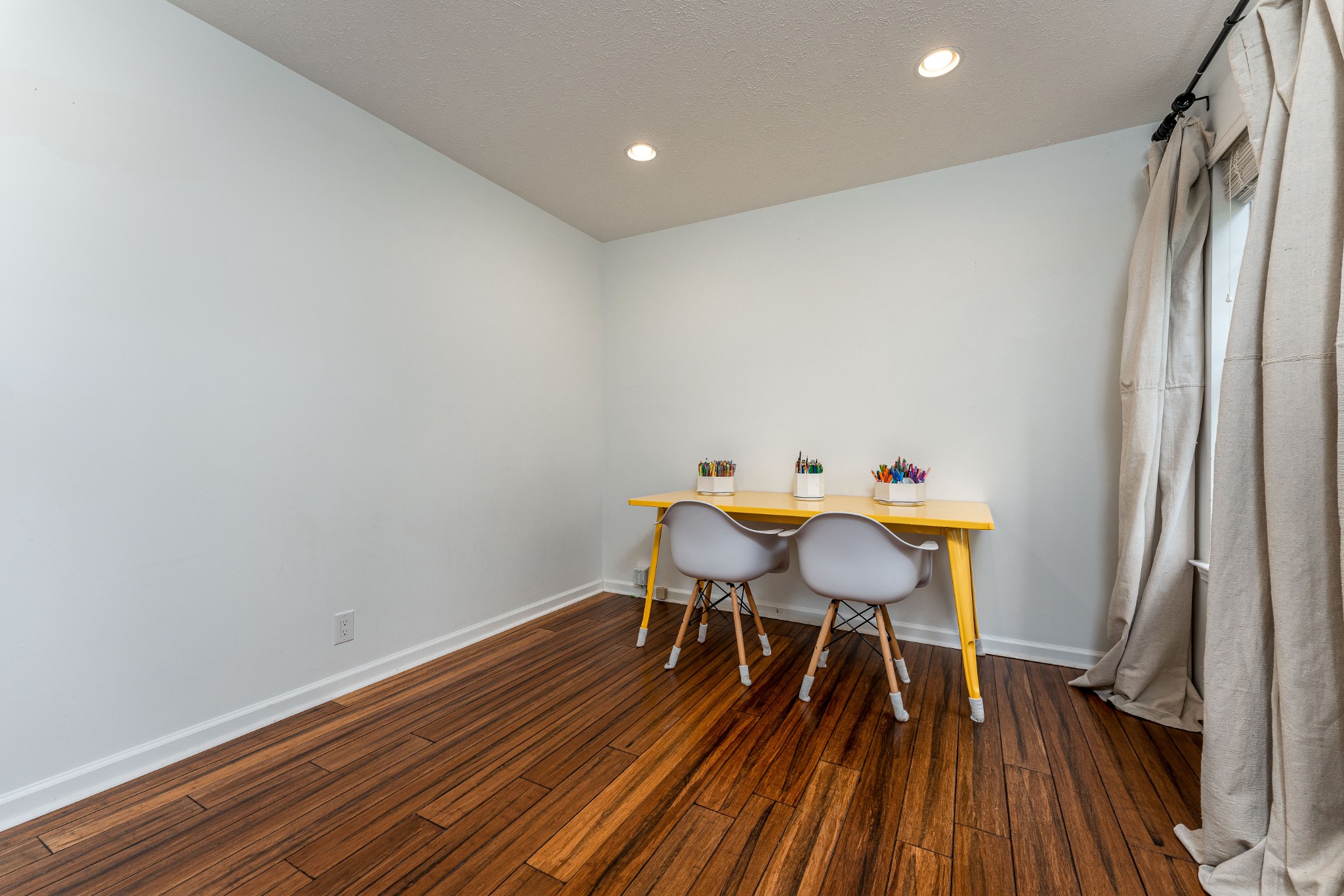 809 Ridgetop Drive Mount Juliet, TN 37122 - Photo 12 of 32 a dining room with furniture and wooden floor