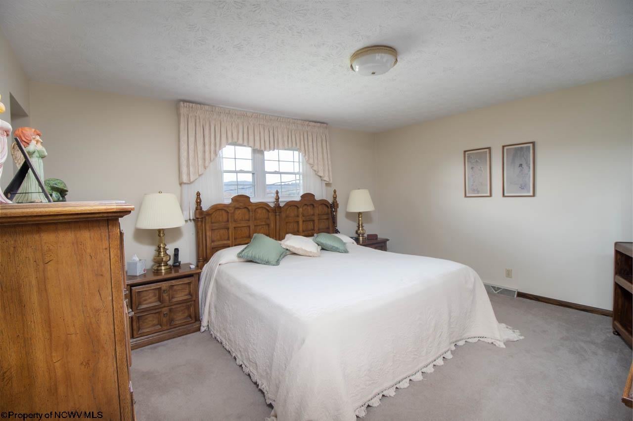 208 Emerson Road Clarksburg, WV 26301 - Photo 11 of 26 Gallery Image 11