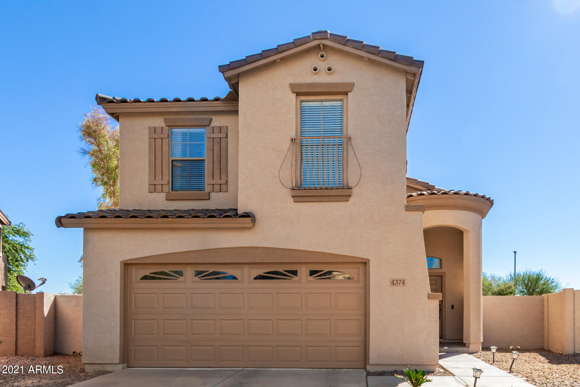 4374 South Woodshed Road Gilbert, AZ 85297 - Photo 1 of 34 01-Woodshed