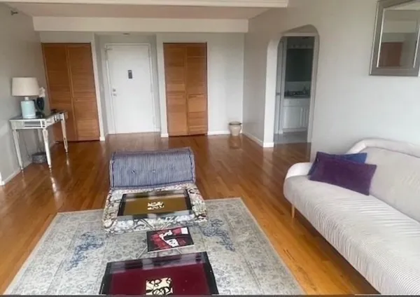 $4,200 | 1731 Beacon Street, Unit 1110, Brookline, MA 02445