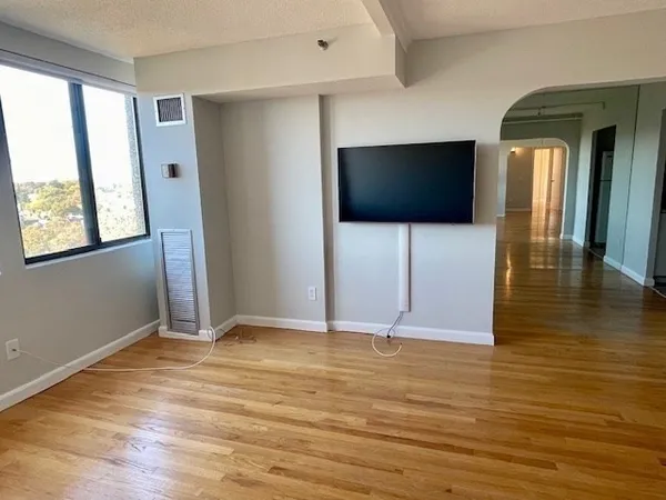 $4,200 | 1731 Beacon Street, Unit 1110, Brookline, MA 02445