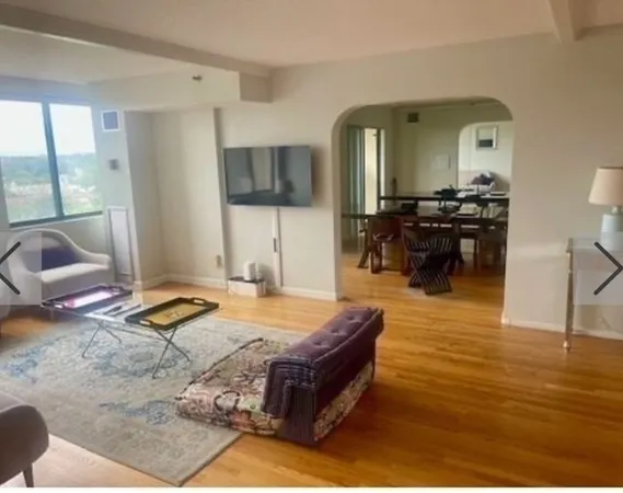 $4,200 | 1731 Beacon Street, Unit 1110, Brookline, MA 02445