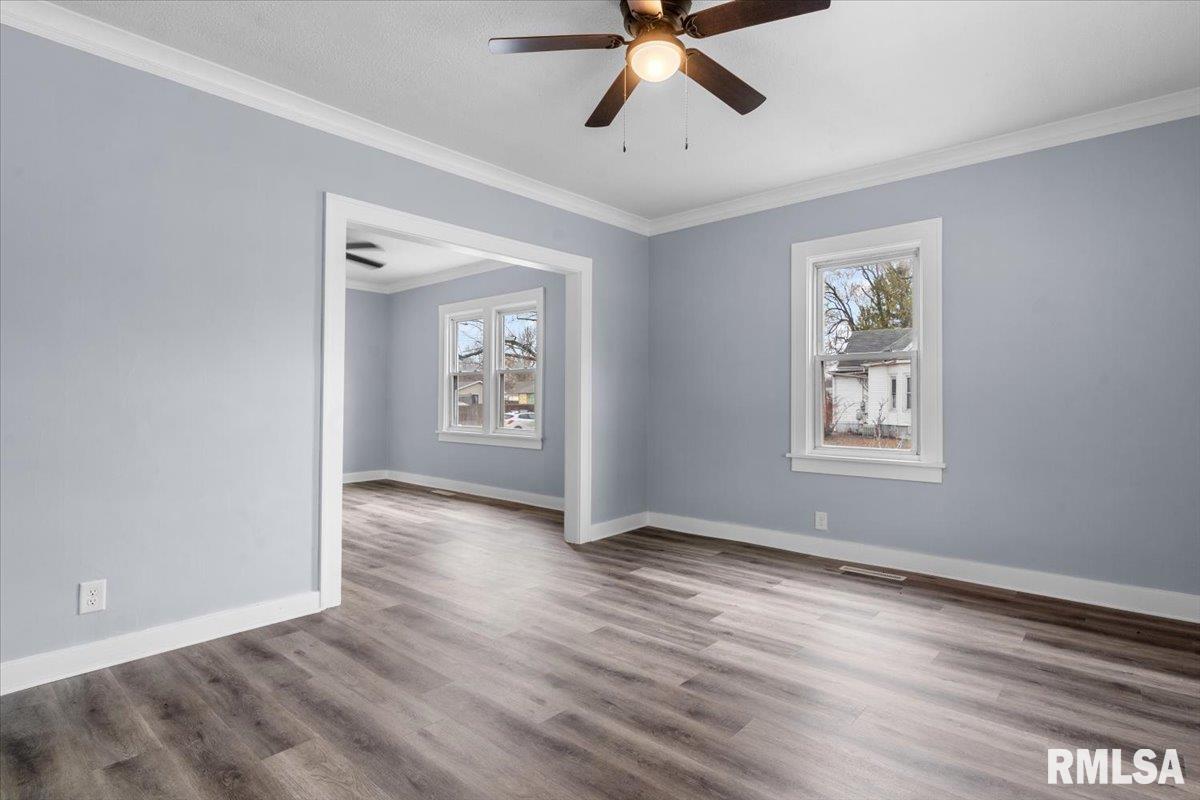 1529 East Edwards Street Springfield, IL 62703 - Photo 5 of 21