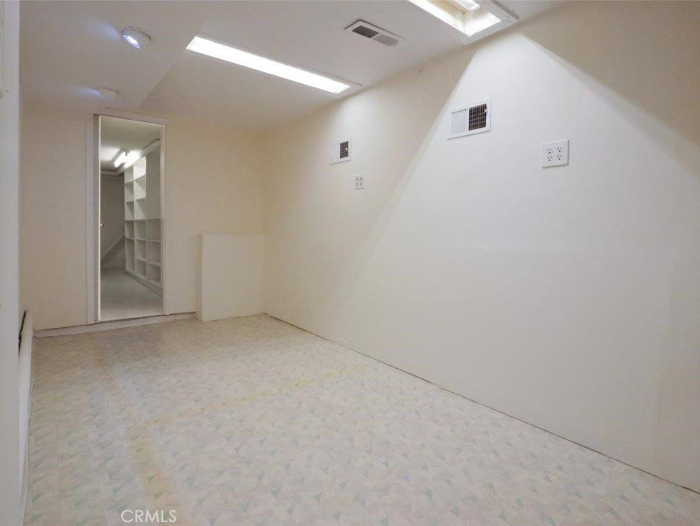 1 Yellow Brick Road Rancho Palos Verdes, CA 90275 - Photo 48 of 67 Storage Galore