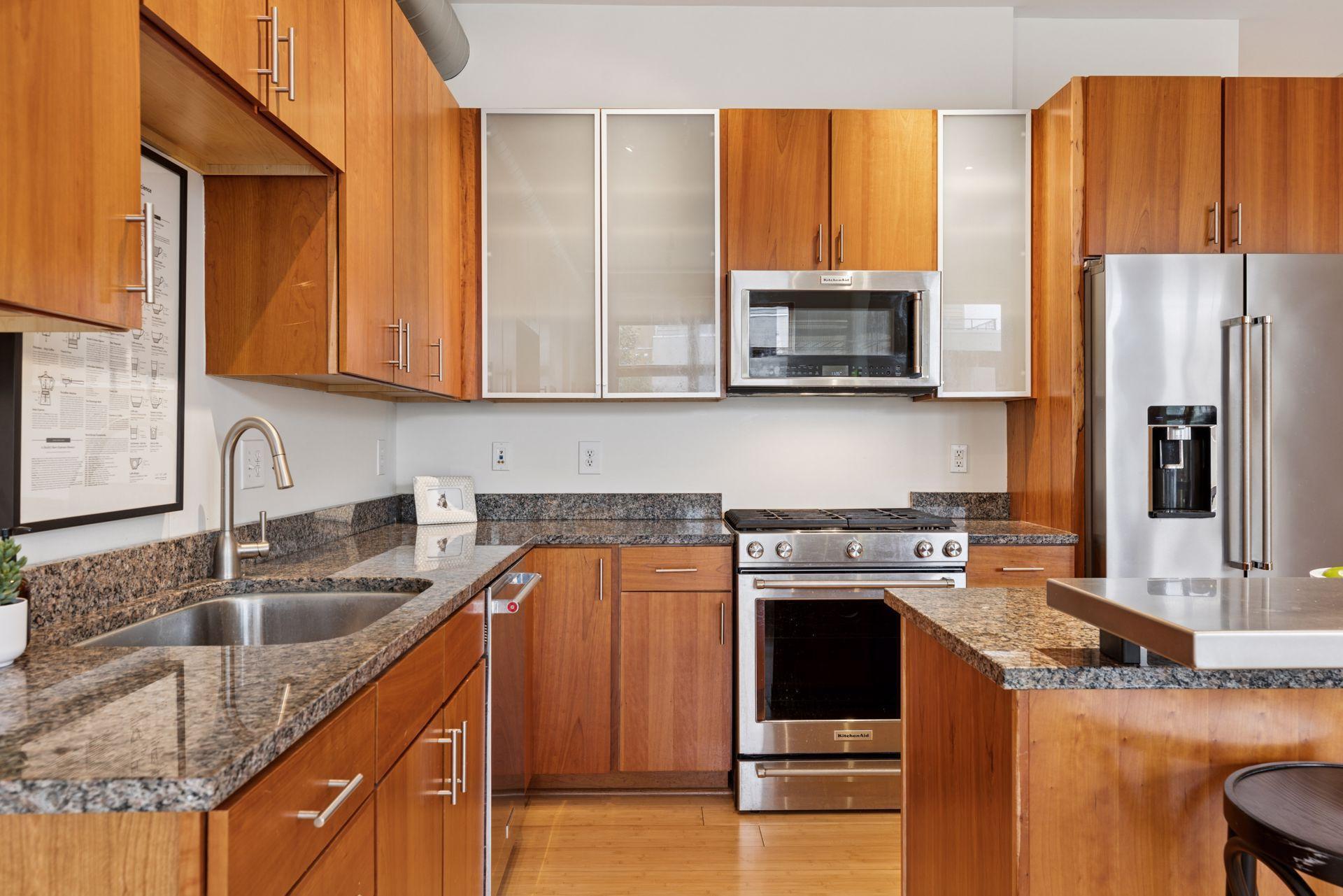 2840 Bryant Avenue South, Unit E303 Minneapolis, MN 55408 - Photo 16 of 54