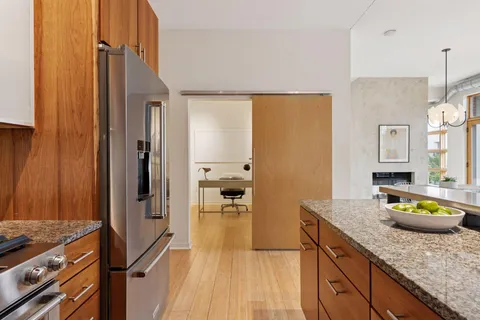 $379,500 | 2840 Bryant Avenue South, Unit E303, Minneapolis, MN 55408