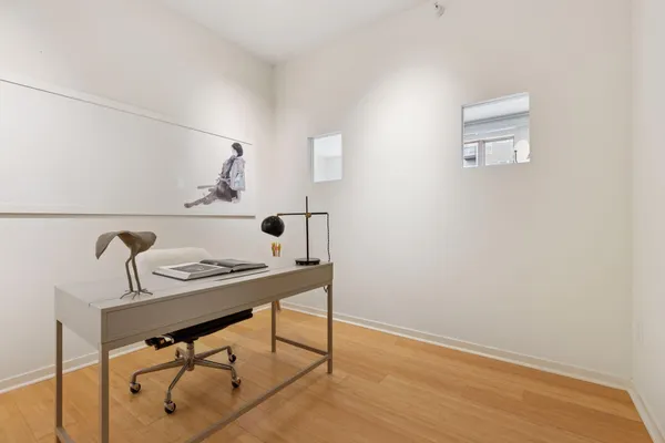 $374,500 | 2840 Bryant Avenue South, Unit E303, Minneapolis, MN 55408