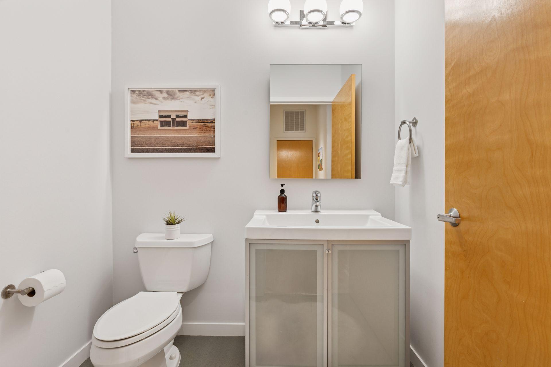 2840 Bryant Avenue South, Unit E303 Minneapolis, MN 55408 - Photo 29 of 54