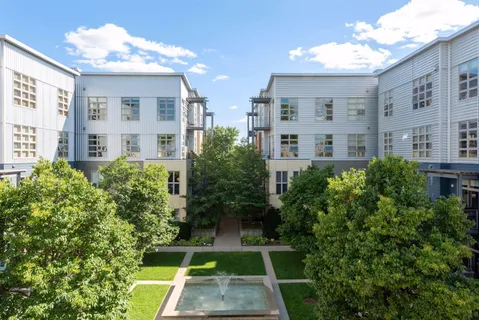 $379,500 | 2840 Bryant Avenue South, Unit E303, Minneapolis, MN 55408