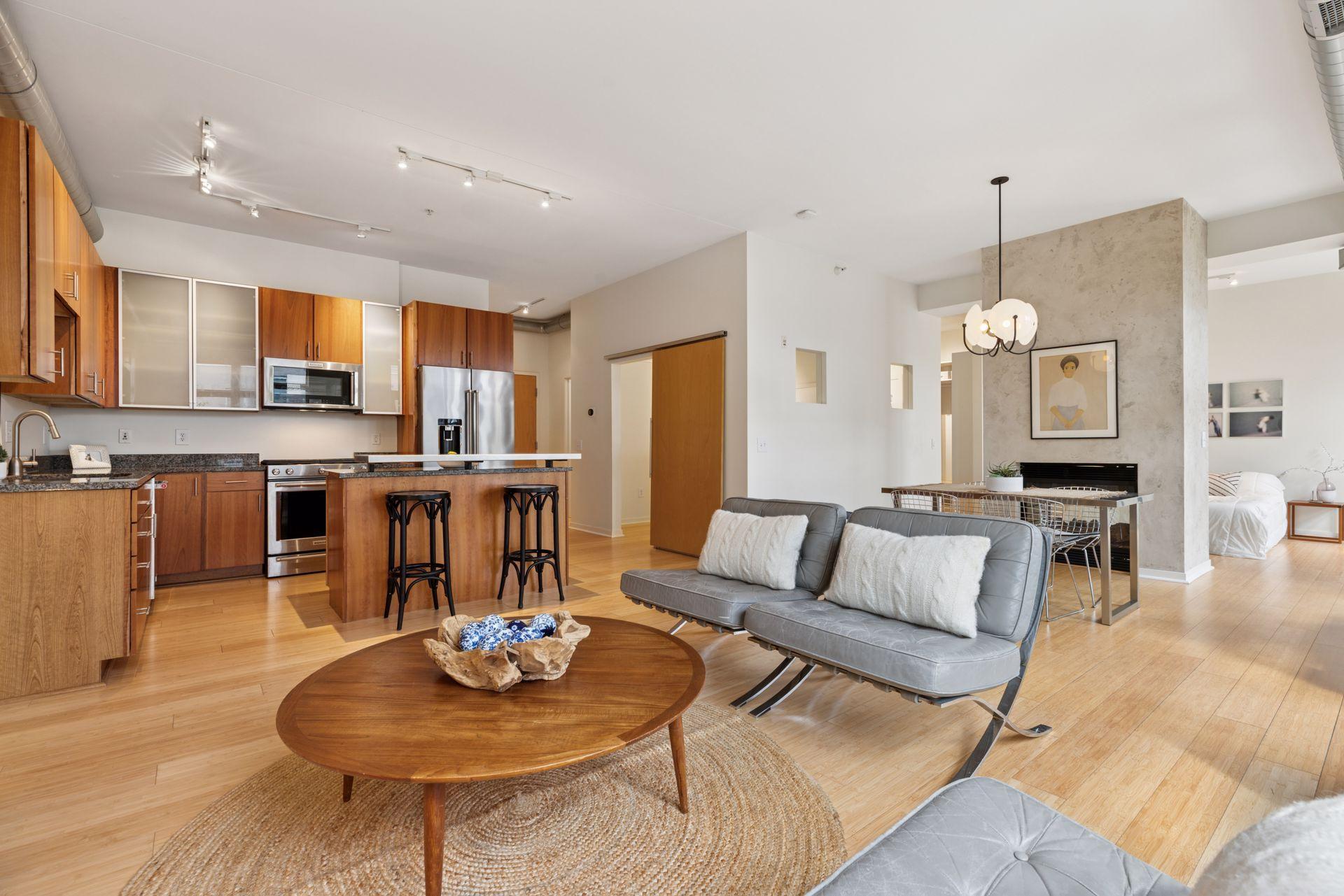 2840 Bryant Avenue South, Unit E303 Minneapolis, MN 55408 - Photo 6 of 54