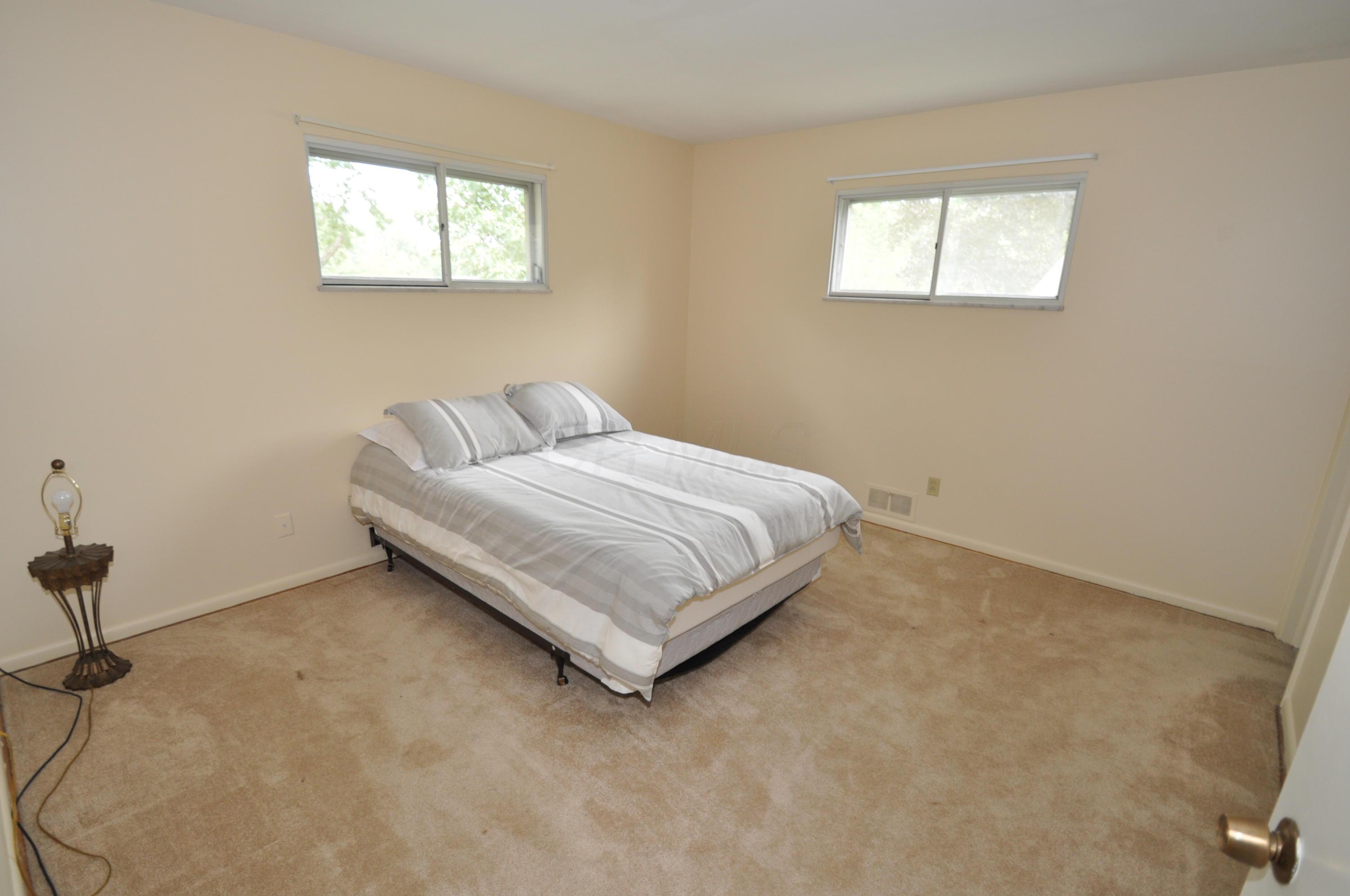 2362 Middlesex Road Columbus, OH 43220 - Photo 22 of 31