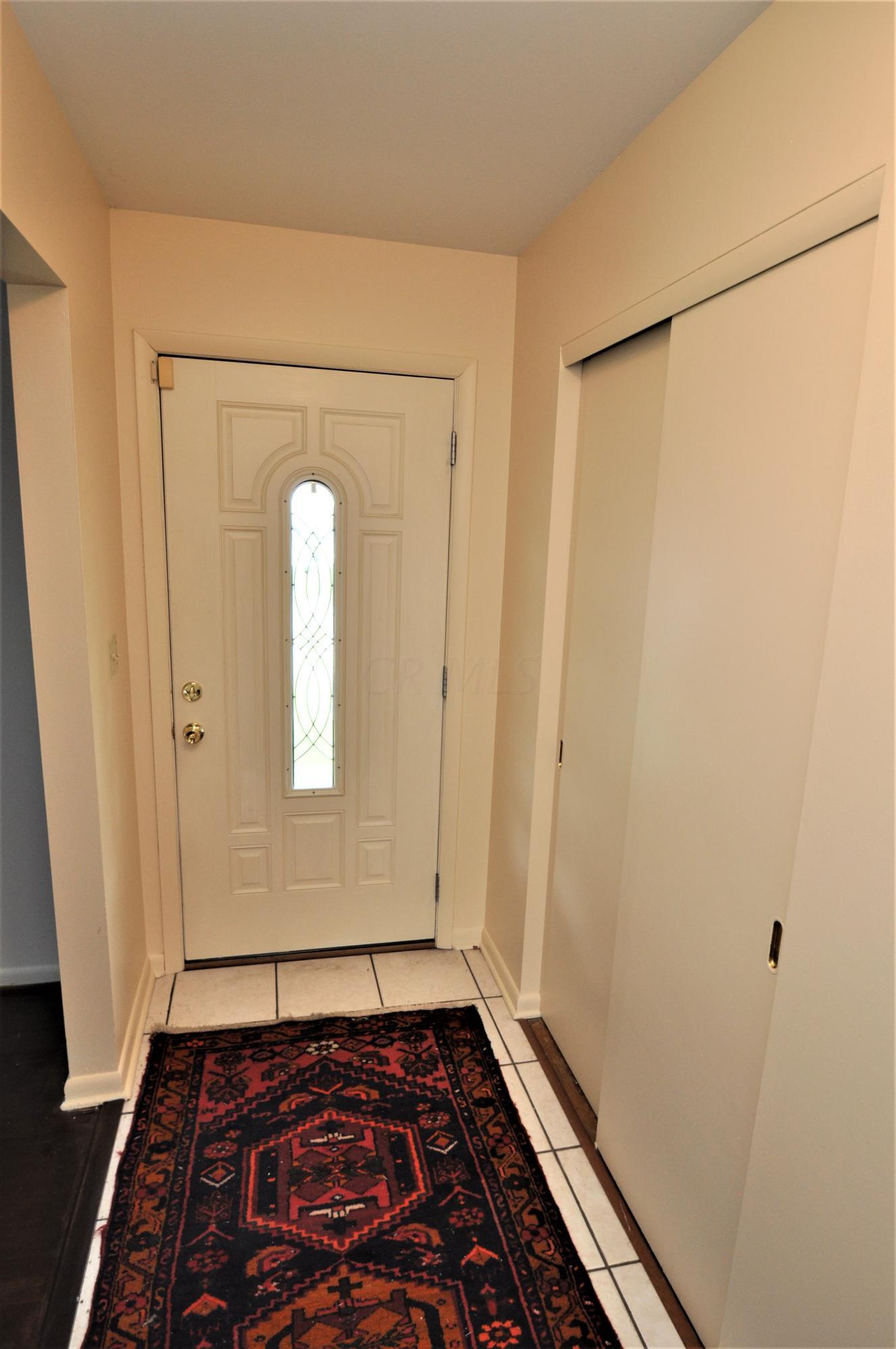 2362 Middlesex Road Columbus, OH 43220 - Photo 9 of 31